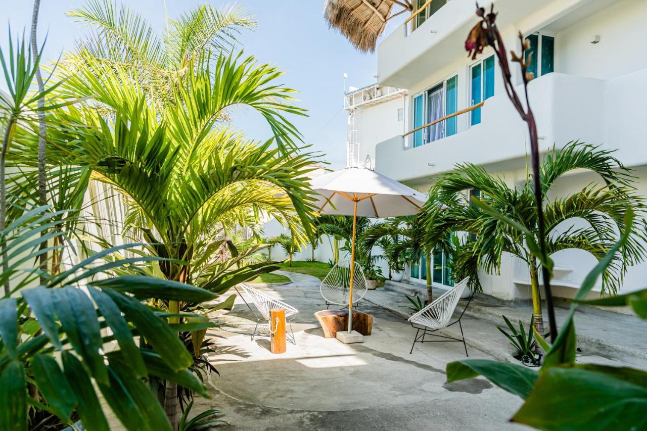El Sho - Hotel Organico 부세리아스 외부 사진