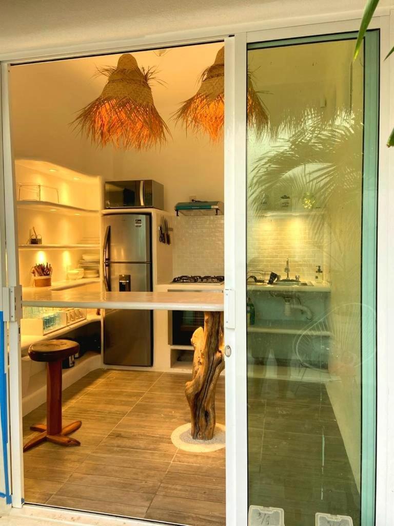 El Sho - Hotel Organico 부세리아스 외부 사진
